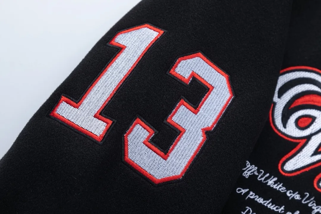 S61#P660, offwhite heavy-duty embroidered baseball jacket. The body is made of woolen fabric. Couple's jacket. Black size: S M L XL